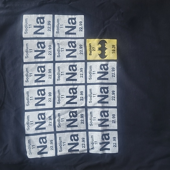 Easy To Read Chemistry Batman T-shirt. Size: S - Picture 2 of 4